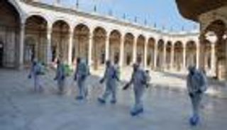 المصريون يودعون "ألا صلوا في بيوتكم".. ليلة فرحة