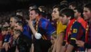 الجماهير تستسلم.. برشلونة يرفع يده عن الدوري الإسباني