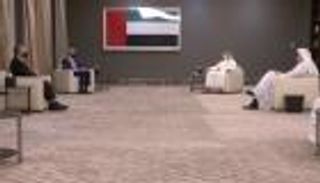 عبدالله بن زايد وهوك يبحثان التهديدات الإيرانية