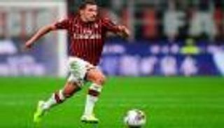 5 أرقام مميزة لبن ناصر من فوز ميلان على روما