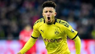 جادون سانشو نجم بروسيا دورتموند الألماني