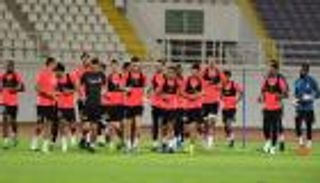 الإمارات تحدد موعد عودة الأندية للتدريبات