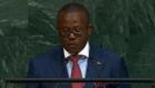 رئيس غينيا بيساو يقيل 5 وزراء بينهم وزيرا الدفاع والداخلية