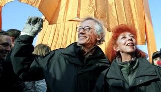 الفنان كريستو وزوجته جان كلود