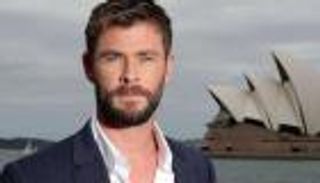 مفاجأة "مارفل".. كريس هيمسورث خطف "Thor" من فنان بريطاني