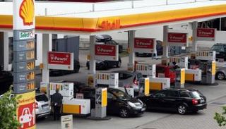 شل تخفض قيمة أصول بما يصل إلى 22 مليار دولار لاعتبارات مناخية