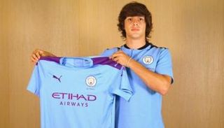 المهاجم الإسباني الصاعد بابلو مورينو 