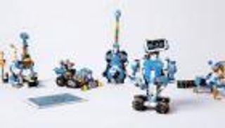 عقاب فيسبوك يمتد للدنمارك.. عملاق التواصل تحت مقصلة المقاطعة