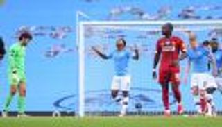 مانشستر سيتي ضد ليفربول.. رباعية تفسد احتفالية البطل