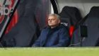 بعد سقطة شيفيلد.. مورينيو: الحكم مختبئ في أحد المكاتب