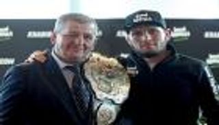 برثاء رئاسي.. وفاة والد المقاتل نور محمدوف بكورونا