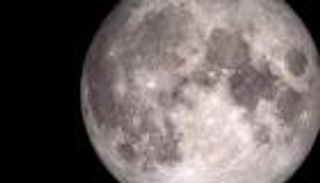 شكوك حول "أصل القمر".. المعادن تبوح بالأسرار