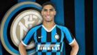 شوارع المغرب تحتفي بانضمام حكيمي لإنتر ميلان