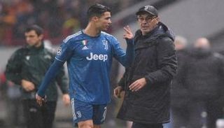 خلاف جديد.. تعليمات ساري تغضب رونالدو 