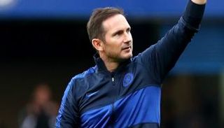 فرانك لامبارد المدير الفني لفريق تشيلسي الإنجليزي