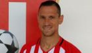 بسبب خطأ طبي.. 3 نقاط تكلف فريقا 16 إصابة بكورونا في بلغاريا