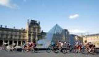 "اللوفر باريس" يفتح أبوابه بطريقة جديدة لـ"سيلفي موناليزا"