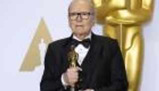 وفاة المايسترو الإيطالي إنيو موريكوني صاحب الـ500 لحن