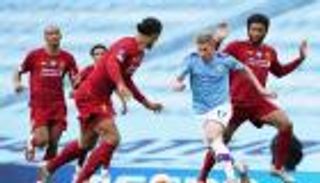 "موهبة الجزائر" يشعل صراعا جديدا بين ليفربول ومانشستر سيتي