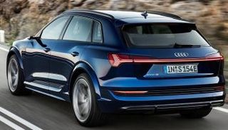 سيارة أودي e-tron s