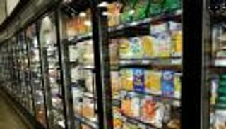 أغذية تسرع الشيخوخة.. احذر المعجنات والمواد المصنعة