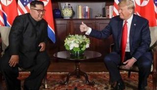 الرئيس الأمريكي دونالد ترامب وزعيم كوريا الشمالية كيم جونج أون