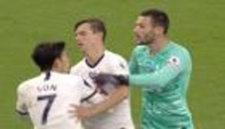 تعليق غريب من مورينيو على مشادة لوريس وسون