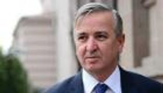 مستشار سابق لأردوغان يلمح لتأسيس حزب ثالث من أعضاء العدالة والتنمية