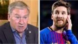 صورة.. شبيه ميسي.. نجم الستينيات الذي أشعل "السوشيال ميديا"