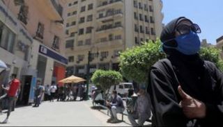 مصريون بوسط العاصمة القاهرة - أرشيفية