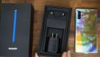 لهذا السبب.. علب هواتف سامسونج ستكون خالية من الشواحن