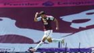 الدوري الإنجليزي.. محمود تريزيجيه يستعيد حاسته التهديفية بعد 221 يوما