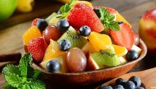 الطفح الجلدي بعد تناول الفواكه يشير إلى الإصابة بحساسية الفواكه