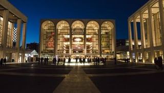 دار متروبوليتان أوبرا 