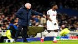 توتنهام وأزمة أورييه.. موقف إنساني من جوزيه مورينيو