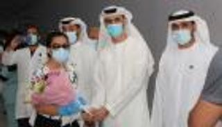 آخر مجموعة متعافين من كورونا تغادر مستشفى "دبي باركس آند ريزورتس"