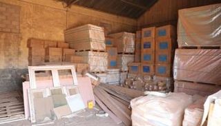 جانب من المضبوطات بمخازن المستثمر السري للإخوان عبدالباسط حمزة