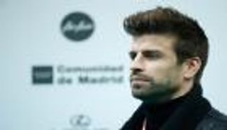 بالفيديو.. اللامبالاة تضع بيكيه في مرمى نيران برشلونة