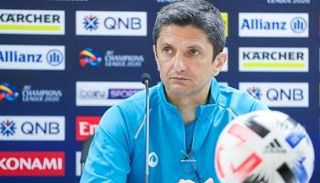 رازفان لوشيسكو مدرب الهلال السعودي