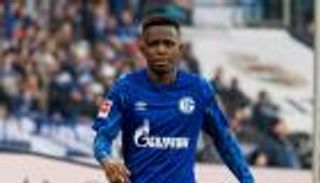 صداقة قديمة توقع لاعب شالكه في فخ الخيانة