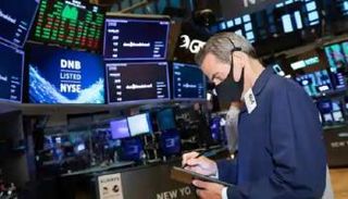 أسهم أوروبا تصعد بدعم من آمال بشأن لقاح محتمل لـ