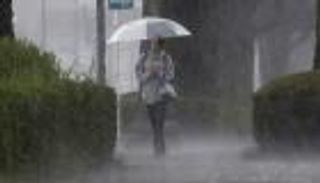 أمطار غزيرة وفيضانات في اليابان تؤجل إطلاق مسبار الأمل 