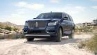 مرسيدس GLS ولينكولن Navigator.. صراع التفوق بفئات الـSUV