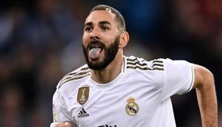 كريم بنزيمة مهاجم ريال مدريد