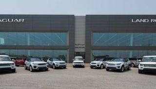 مركز مبيعات لاند روفر وجاجوار في البحرين - أرشيف