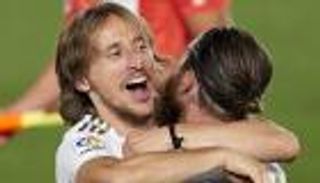 بعد الفوز بالدوري الإسباني.. مودريتش يتطلع لإخفاء هويته