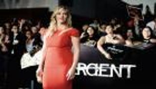 كيت وينسلت تفوز بجائزة "تريبيوت أوورد" من "تورنتو السينمائي" 