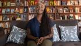 نجيب محفوظ وآسيا جبار في غانا.. مكتبة لحفظ الأدب الأفريقي