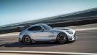 السيارة الحصرية.. مرسيدس تطلق نسخة بلاك سيريس من AMG GT