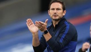 فرانك لامبارد المدير الفني لتشيلسي الإنجليزي